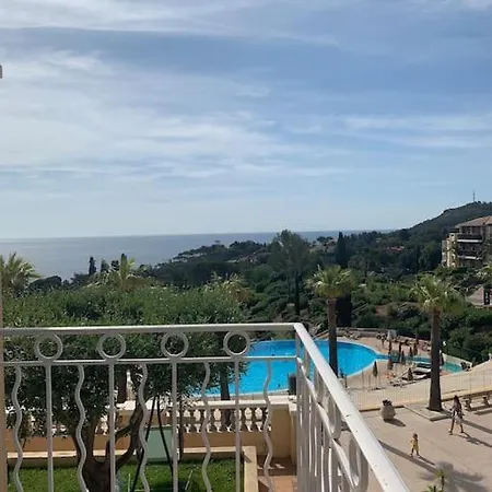 Appartement Cap Esterel Raphael Cocon Varois Vue Mer